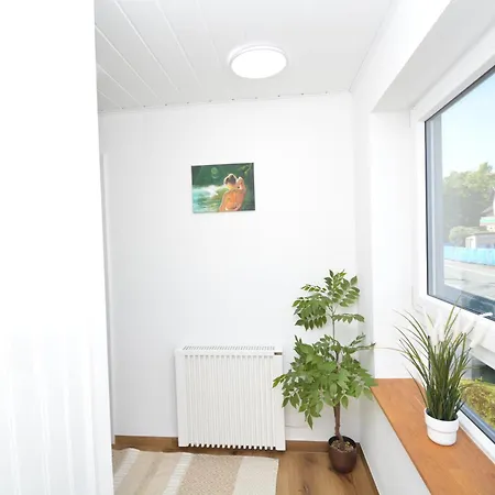 Apartment 12 - Coburg