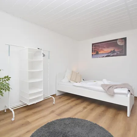 12 - Apartament *